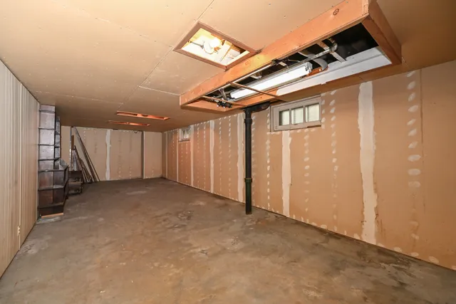 $329,900 | 2906 South 45th Street, Milwaukee, WI 53219