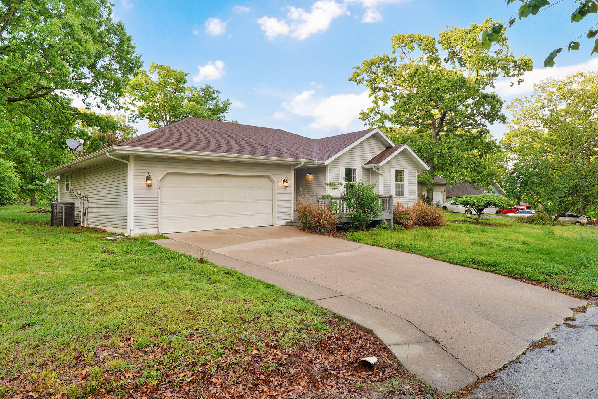 813 Galena Rd-2