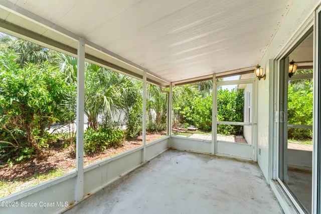 a view of room with green walls