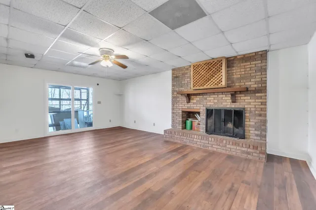 $425,000 | 402 Shady Point, Inman, SC 29349