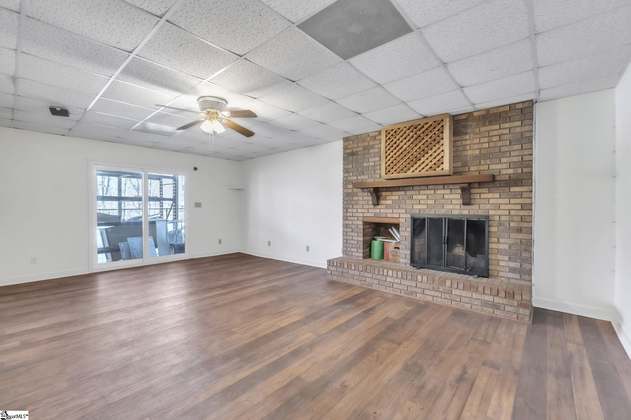 402 Shady Point Inman, SC 29349 - Photo 11 of 40