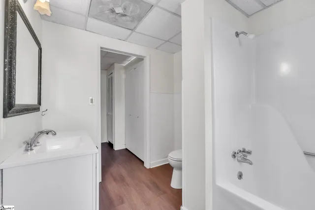 $425,000 | 402 Shady Point, Inman, SC 29349