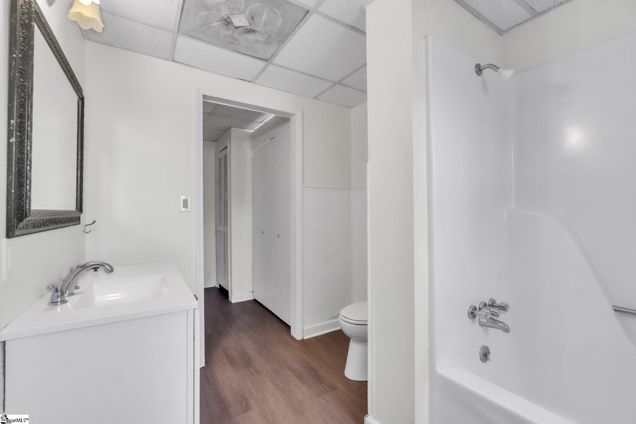 402 Shady Point Inman, SC 29349 - Photo 19 of 40