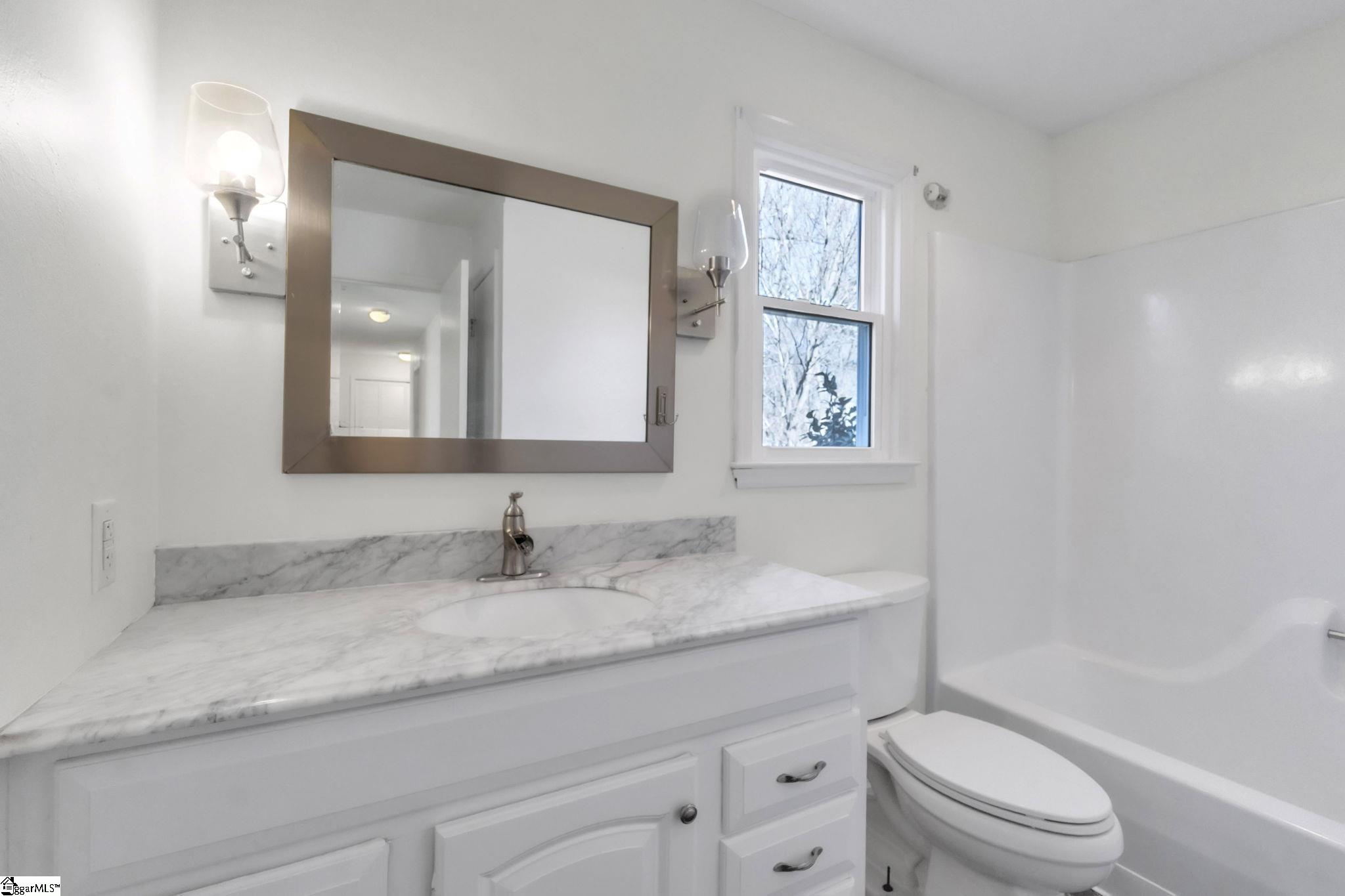 402 Shady Point Inman, SC 29349 - Photo 29 of 40