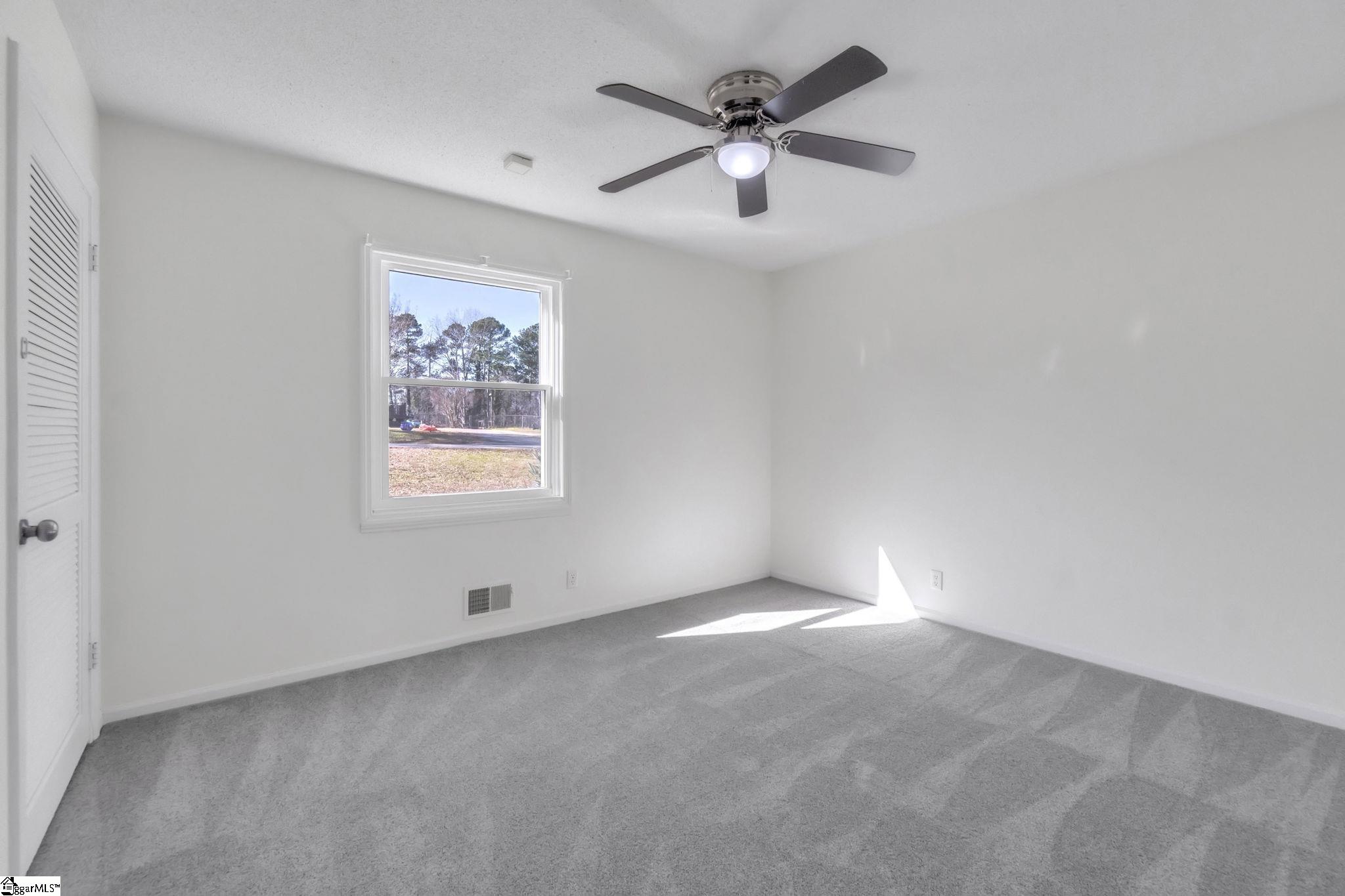 402 Shady Point Inman, SC 29349 - Photo 30 of 40