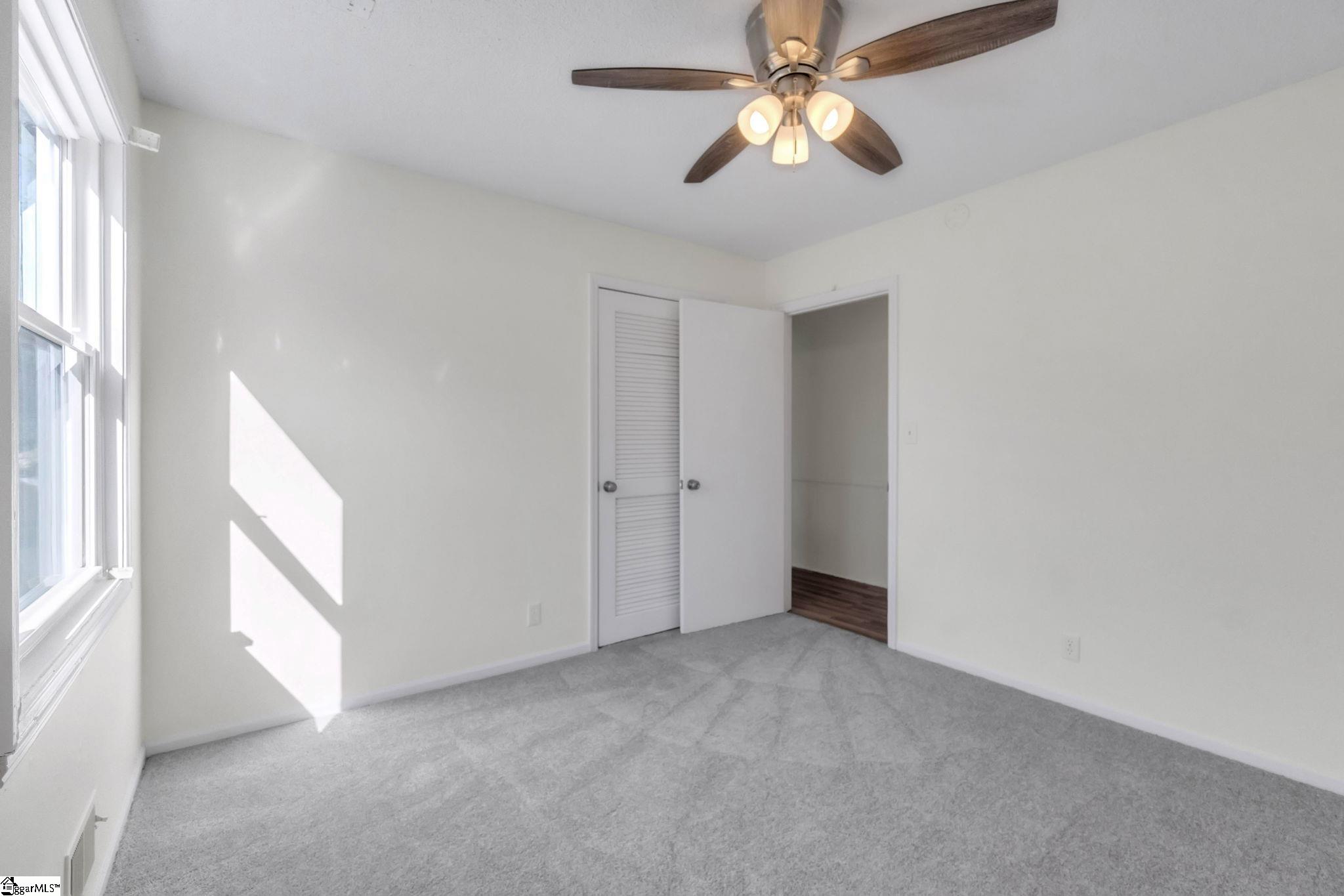 402 Shady Point Inman, SC 29349 - Photo 33 of 40