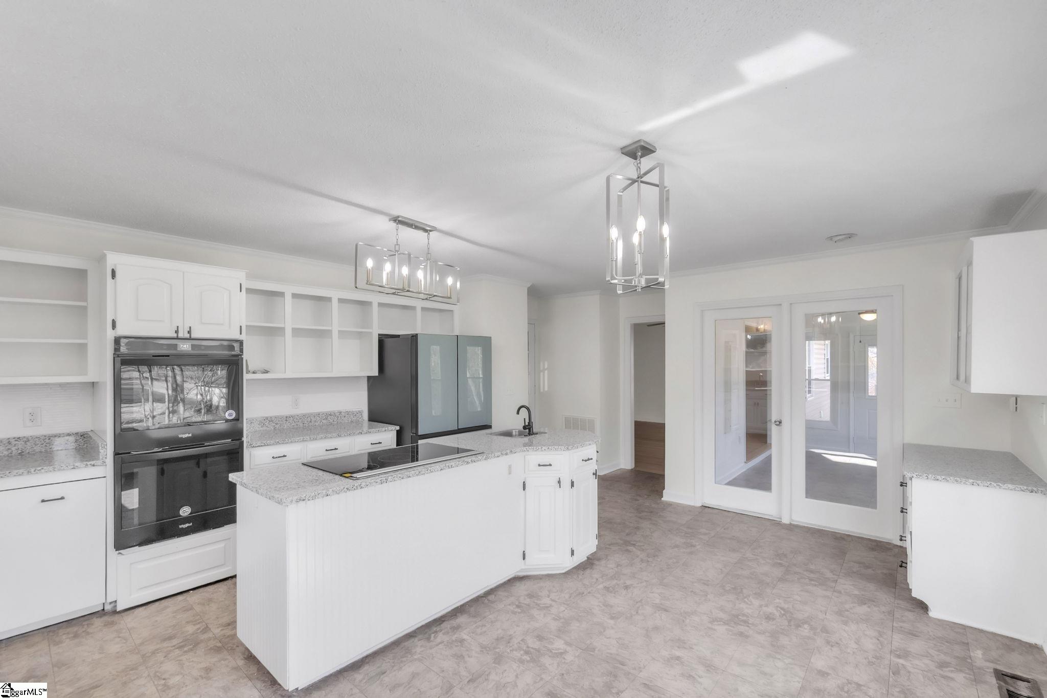 402 Shady Point Inman, SC 29349 - Photo 10 of 40