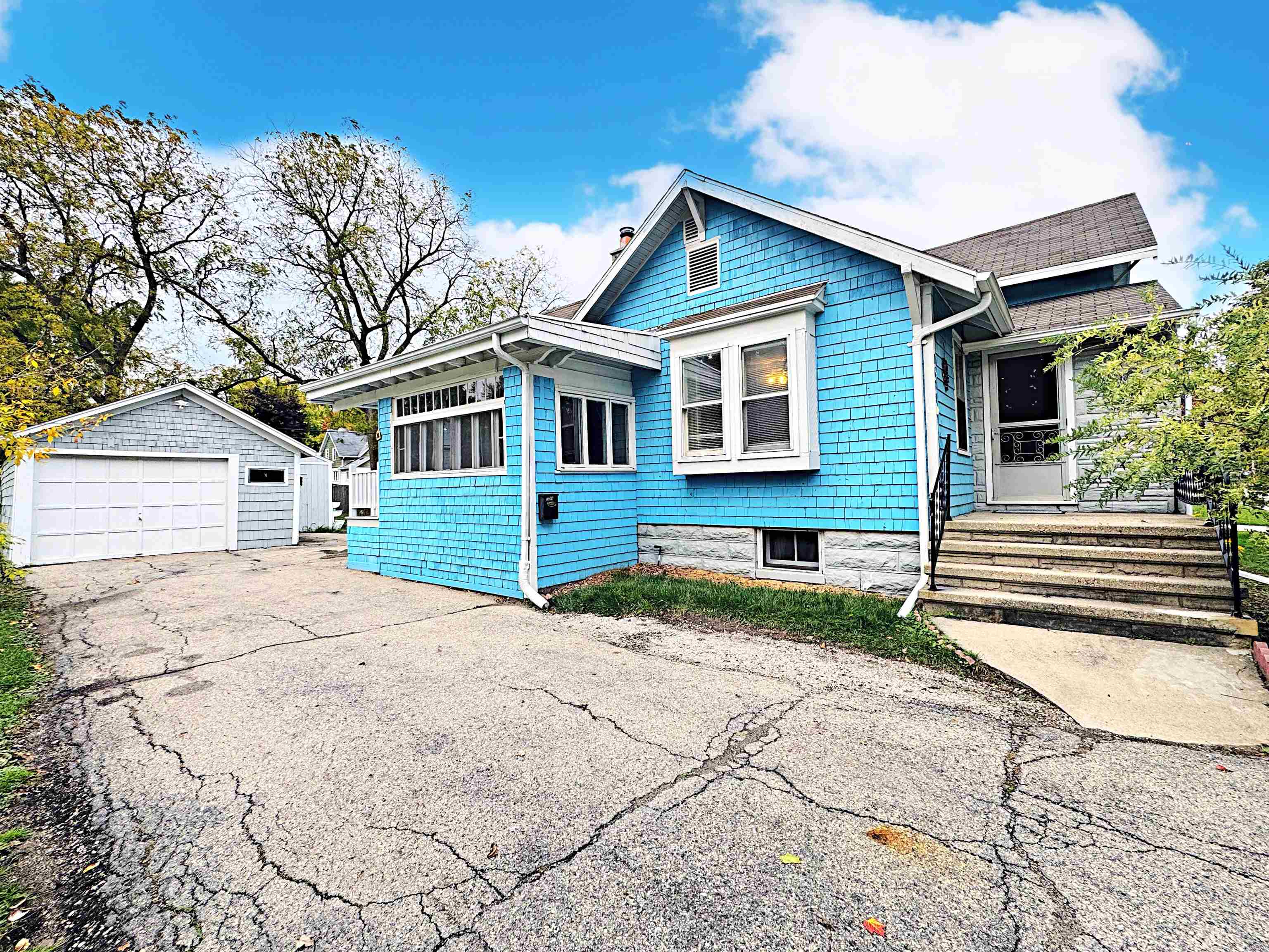 1619 North Oneida Street Appleton, WI 54911 - Photo 1 of 1 Gallery Image 1