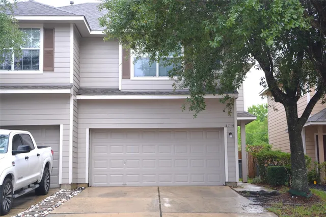 $1,695 | 2719 Hackamore Hollow Lane, Houston, TX 77014