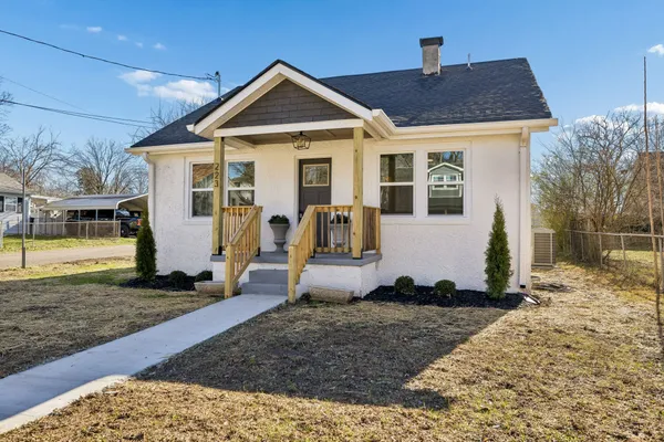 $298,900 | 223 Davis Avenue, Columbia, TN 38401