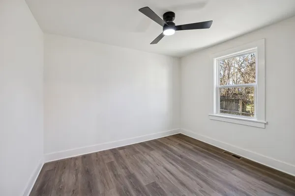 $293,900 | 223 Davis Avenue, Columbia, TN 38401