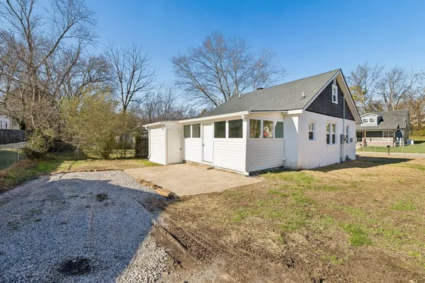 $293,900 | 223 Davis Avenue, Columbia, TN 38401