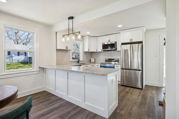 $293,900 | 223 Davis Avenue, Columbia, TN 38401