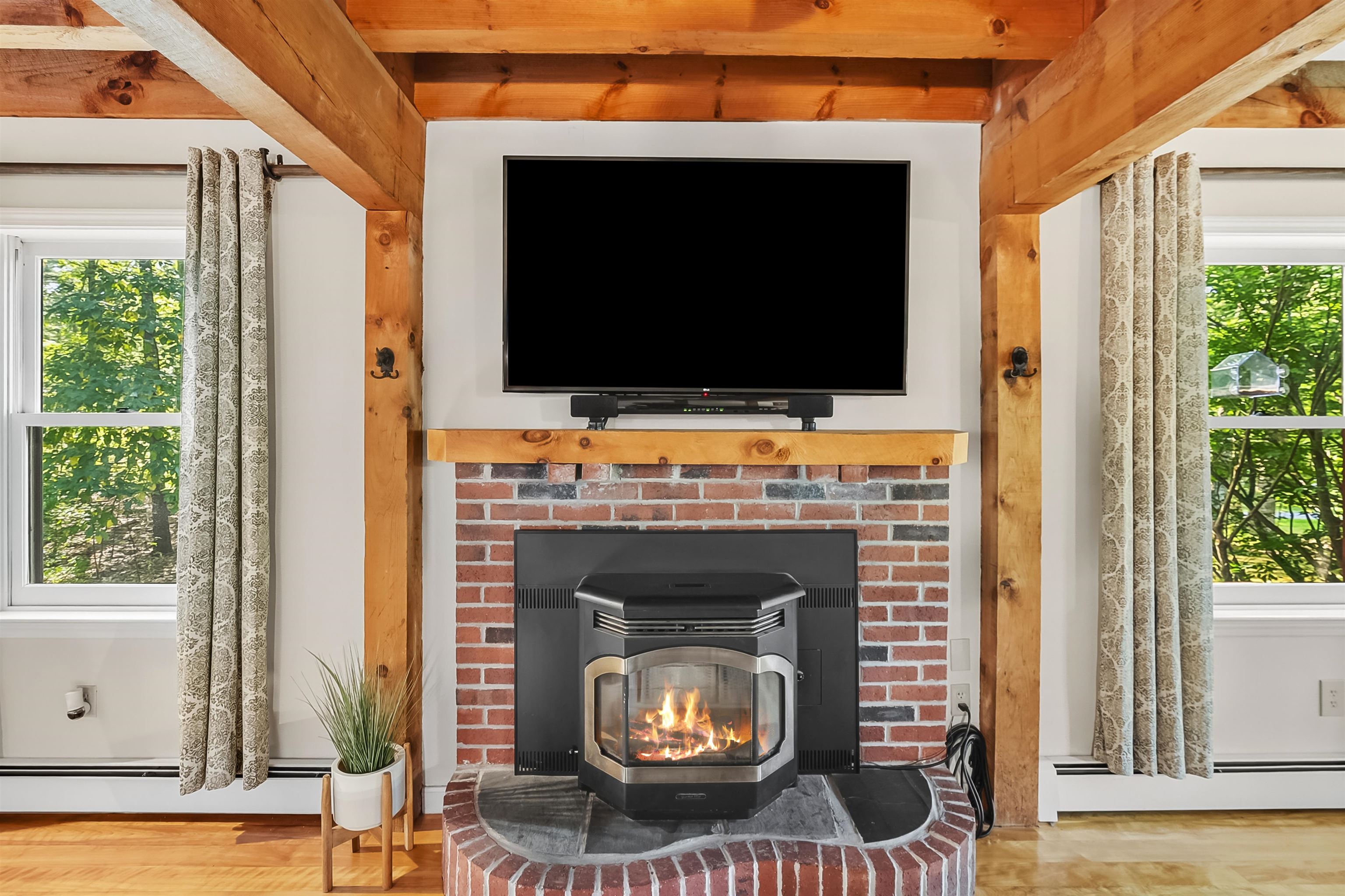 7 Deer Run Road Windham, NH 03087 - Photo 11 of 33