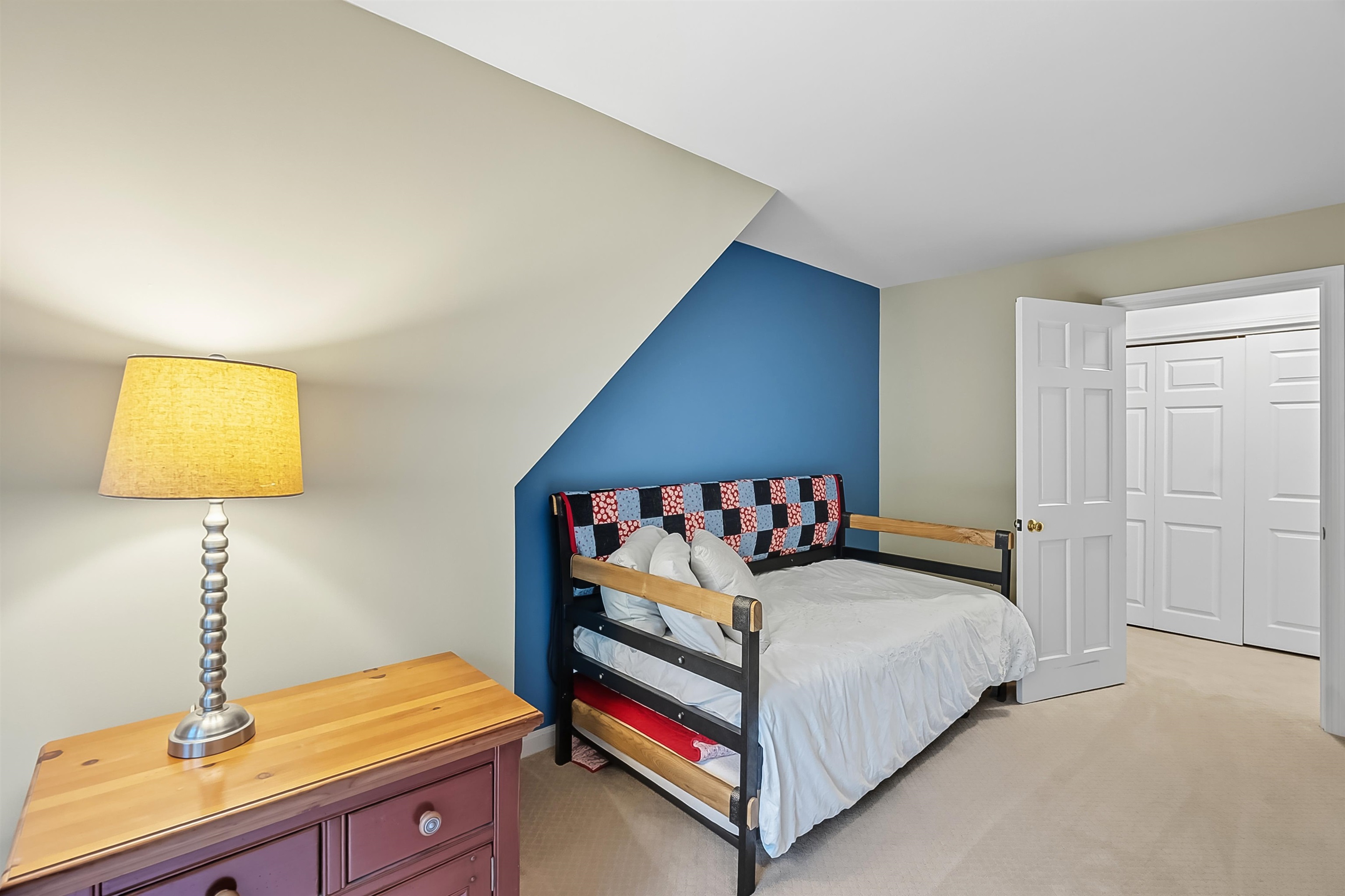 7 Deer Run Road Windham, NH 03087 - Photo 24 of 33