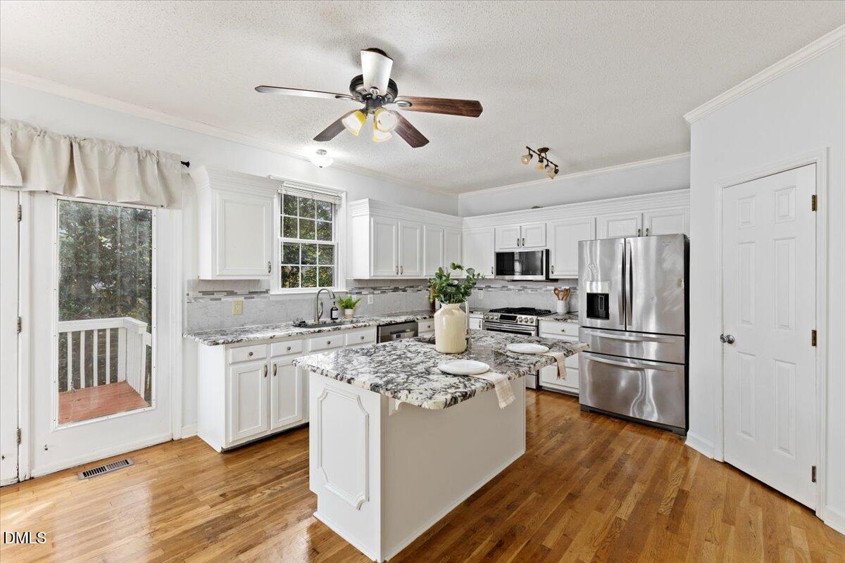 2044 Muirfield Village Way Raleigh, NC 27604 - Photo 18 of 60 18-2044 Muirfield Village Way