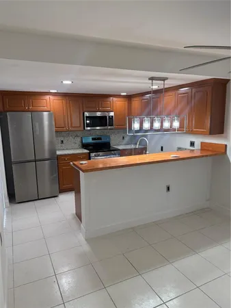 $3,500 | 9138 Southwest 23rd Street, Unit B, Davie, FL 33324