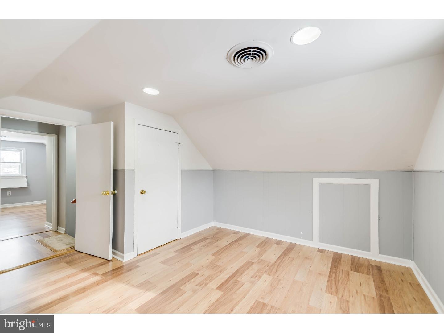 811 Mt Road Burlington, NJ 08016 - Photo 20 of 25 Bedroom