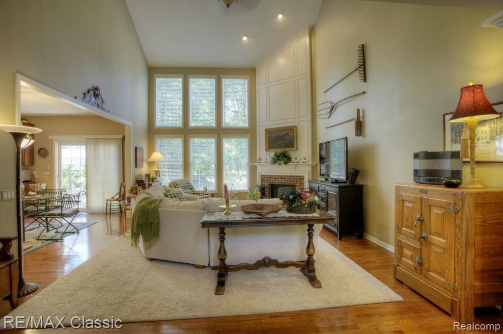 1738 Lasalle Road Canton, MI 48187 - Photo 8 of 36 Family Room