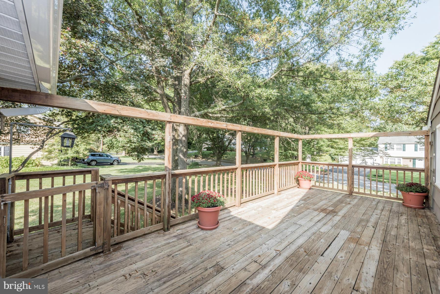 5102 West Running Brook Road Columbia, MD 21044 - Photo 4 of 30 Deck