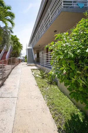 $2,200,000 | 8321 Crespi Boulevard, Miami Beach, FL 33141