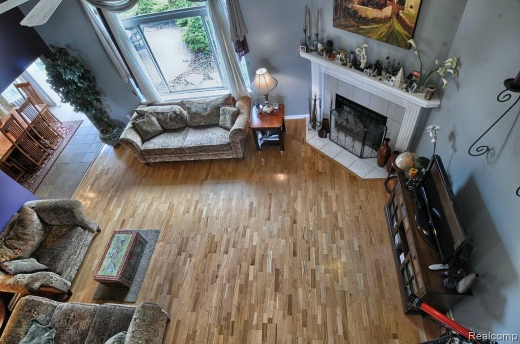 28320 Katie Road New Baltimore, MI 48047 - Photo 14 of 27 Great_Room_From_Above.jpg