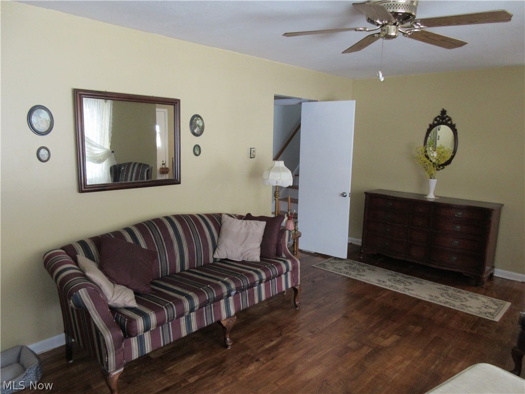 1632 Edgefield Road Lyndhurst, OH 44124 - Photo 6 of 20