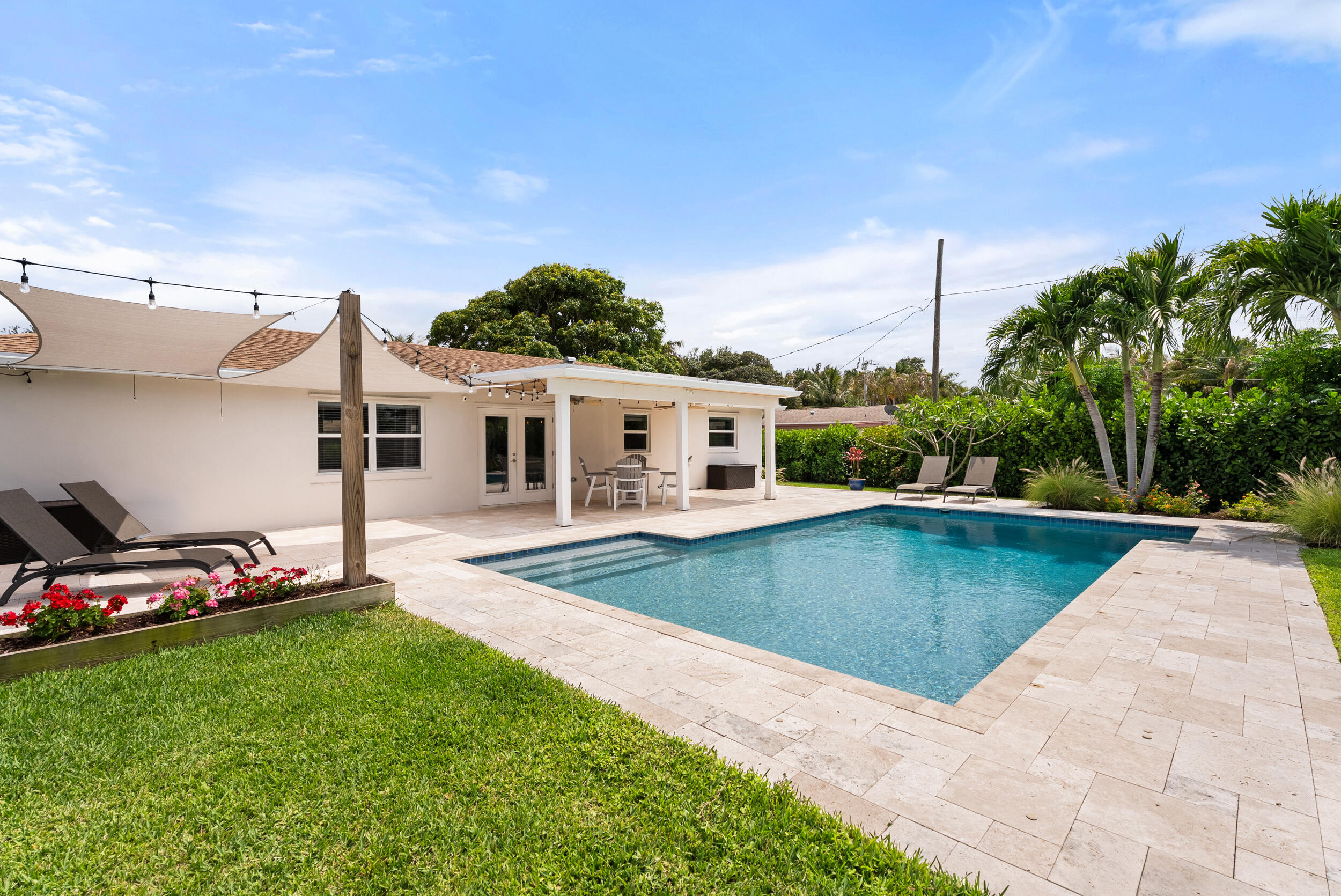303 Norfolk Road Jupiter, FL 33469 - Photo 26 of 36 081_yzJp