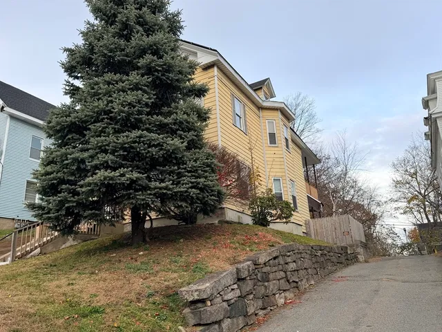 $749,900 | 12 King Street, Worcester, MA 01610