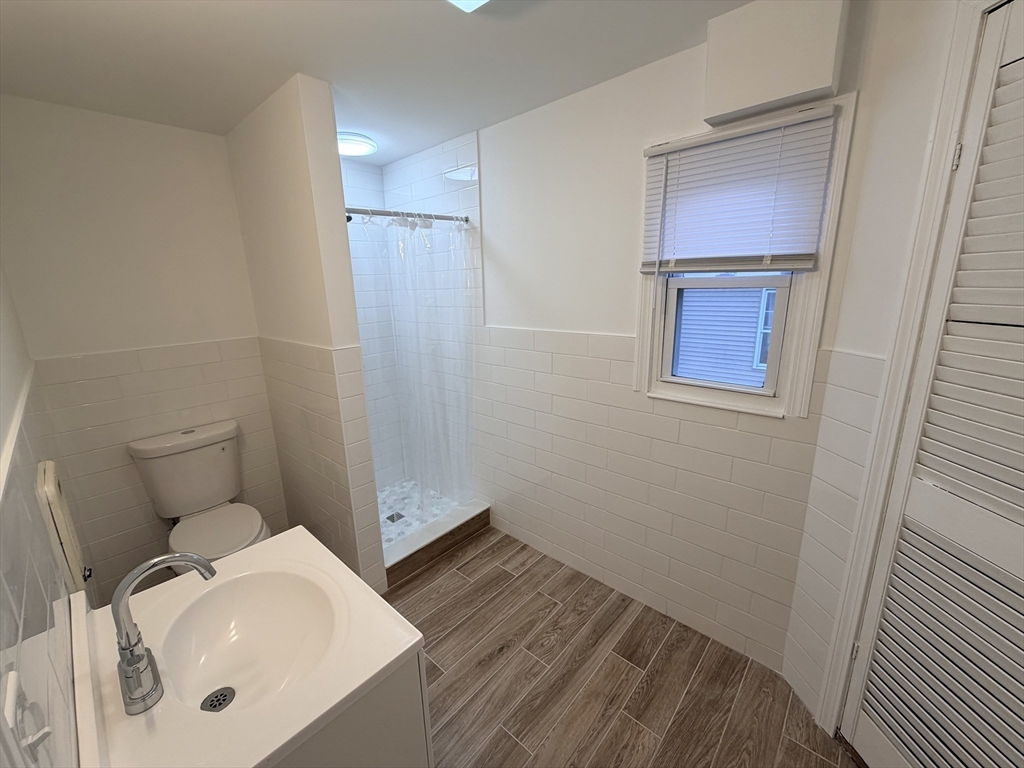 12 King Street Worcester, MA 01610 - Photo 23 of 32