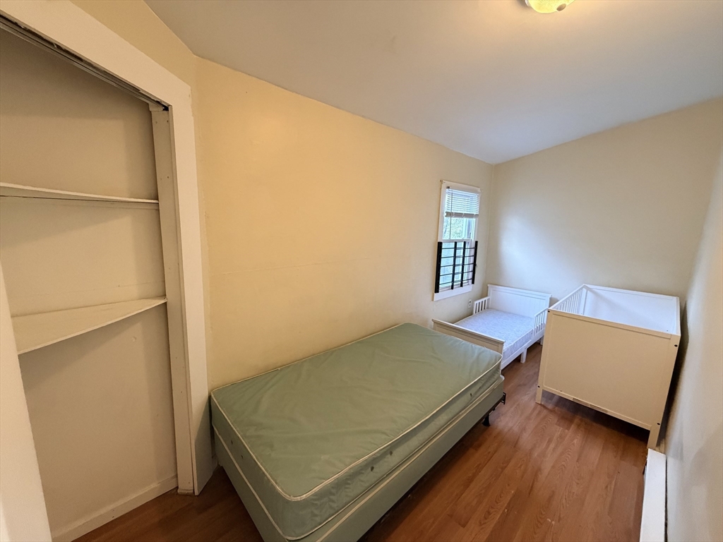 12 King Street Worcester, MA 01610 - Photo 25 of 32