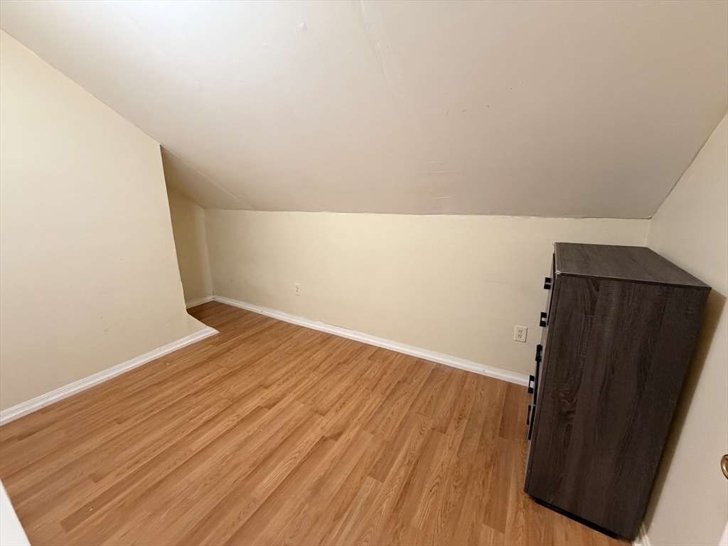 12 King Street Worcester, MA 01610 - Photo 27 of 32