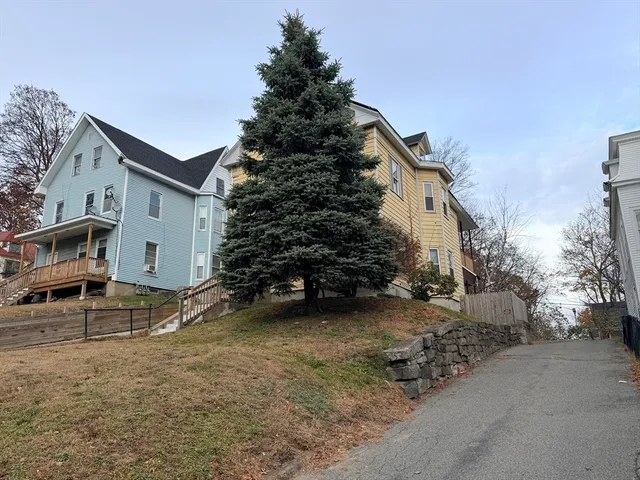 $749,900 | 12 King Street, Worcester, MA 01610