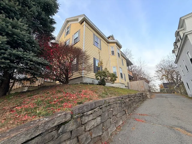 $749,900 | 12 King Street, Worcester, MA 01610