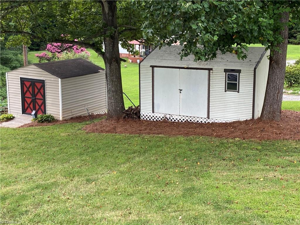 1159 Reeves Mill Road Mount Airy, NC 27030 - Photo 26 of 32 Gallery Image 26