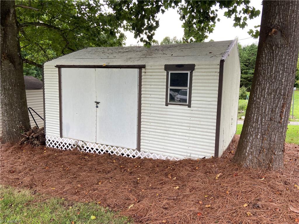 1159 Reeves Mill Road Mount Airy, NC 27030 - Photo 27 of 32 Gallery Image 27