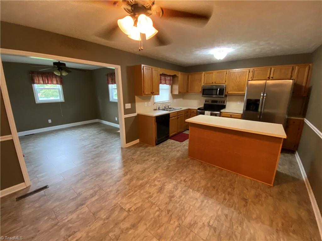 1159 Reeves Mill Road Mount Airy, NC 27030 - Photo 10 of 32 Gallery Image 10