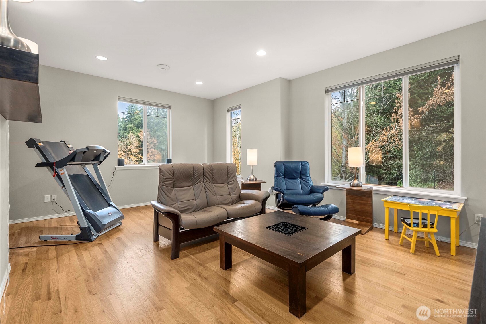 3723 Lincoln Court Northeast Renton, WA 98056 - Photo 15 of 37 a living room with furniture and a large window