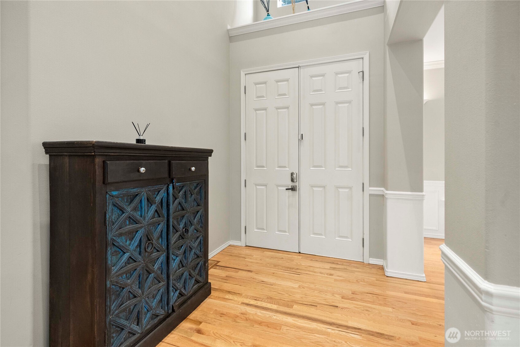 3723 Lincoln Court Northeast Renton, WA 98056 - Photo 4 of 37 a view of a entryway door of the house