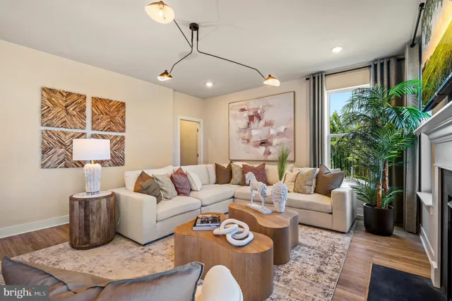 $889,910 | 102 Steiner Way, Schwenksville, PA 19473