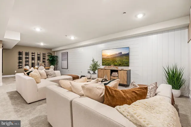 $889,910 | 102 Steiner Way, Schwenksville, PA 19473