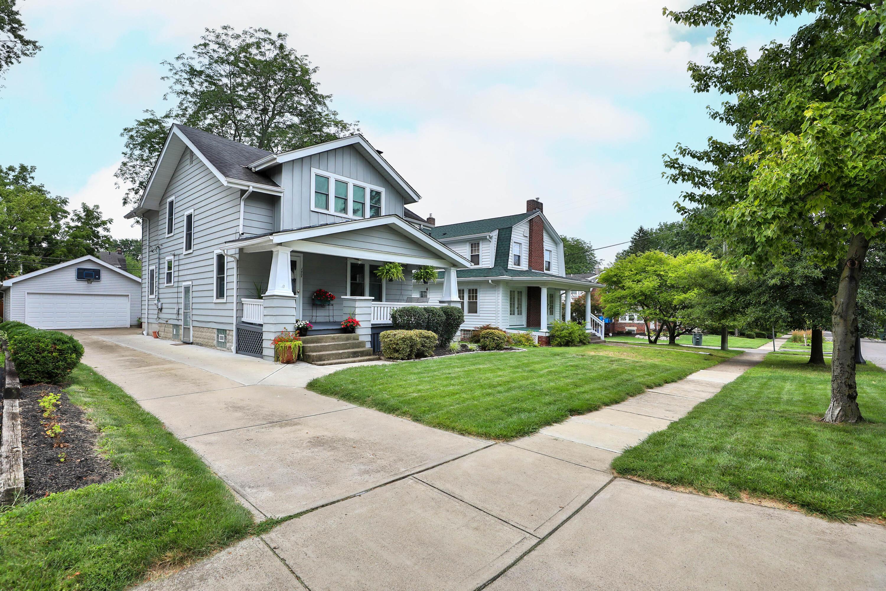 177 Blenheim Road Columbus, OH 43214 - Photo 4 of 58 177-Blenheim-04