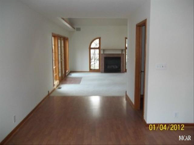 2572 Vivian Road Monroe, MI 48162 - Photo 4 of 7 20024412-3.JPG