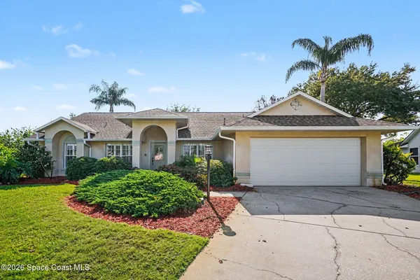 $639,000 | 498 Lake Victoria Circle, Melbourne, FL 32940