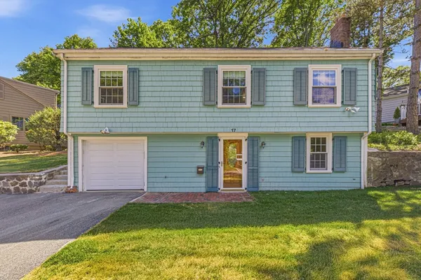 $899,000 | 17 Echo Street, Melrose, MA 02176