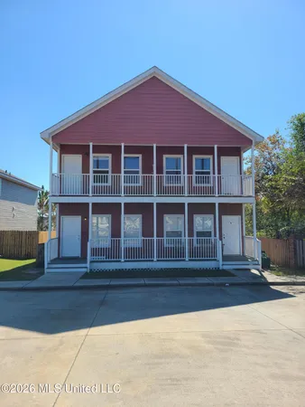 $306,000 | 2116 Magazine Street, Unit A & B, Ocean Springs, MS 39564