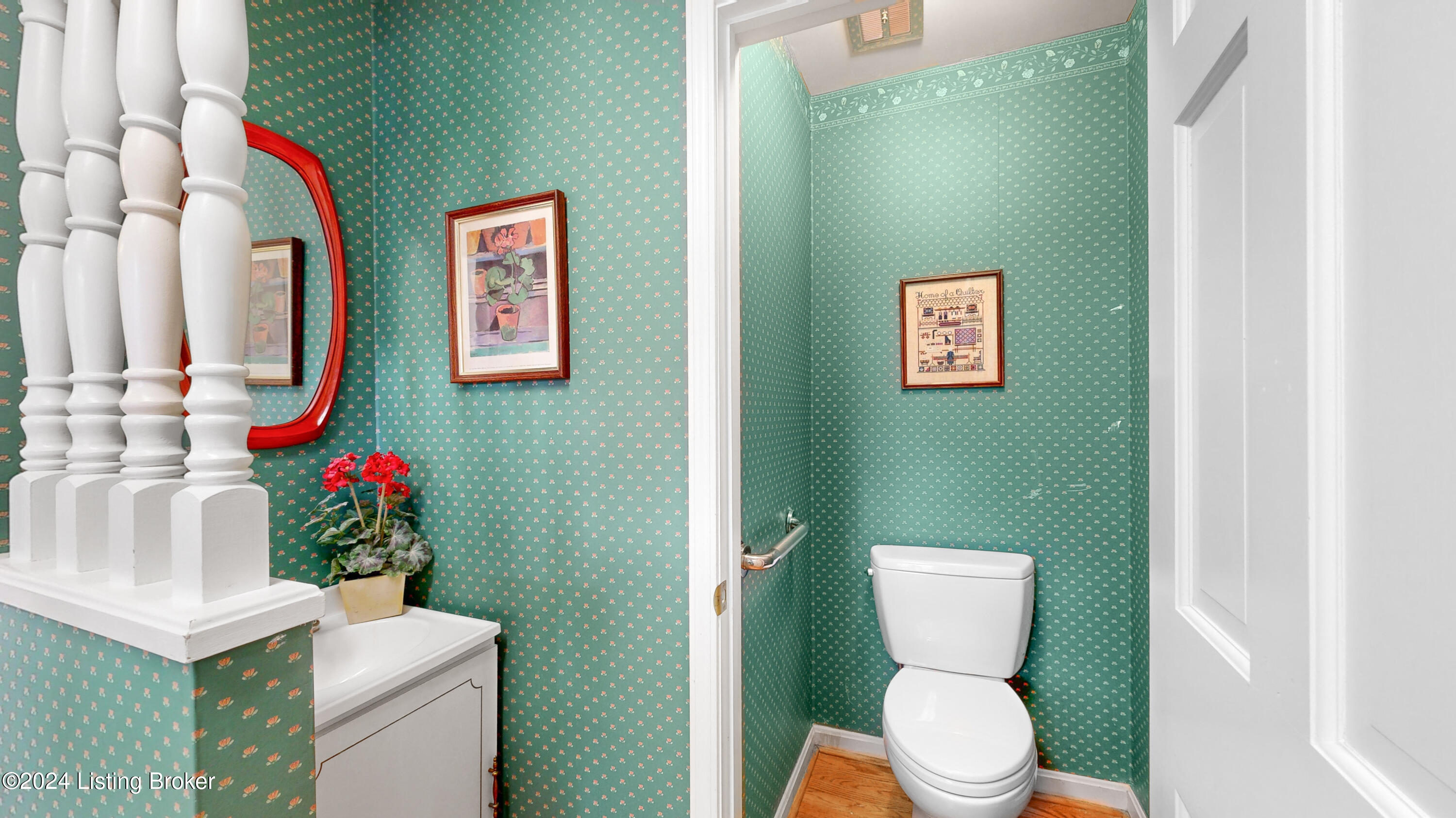 209 South Chadwick Road Louisville, KY 40222 - Photo 29 of 42 209 South Chadwick Rd-37 - Copy