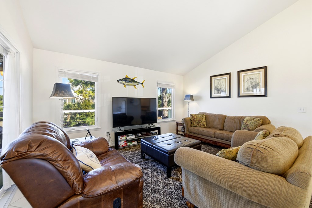 325 Marks Street St. George Island, FL 32328 - Photo 10 of 67