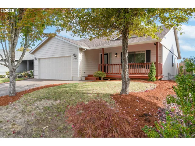 $414,900 | 1748 Salmon River Street Northwest, Salem, OR 97304