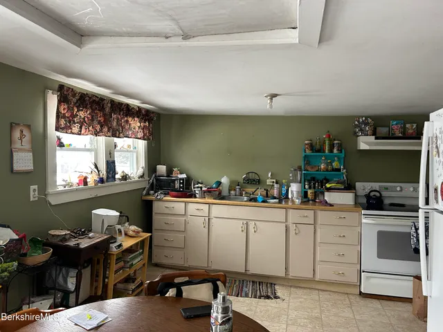 $159,000 | 108 Church Street, Cheshire, MA 01225